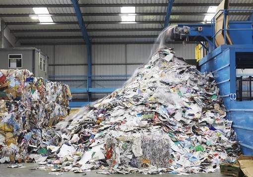 recyclage de déchets, récupération de fer et métaux, bois, cartons, papiers, Compiègne
